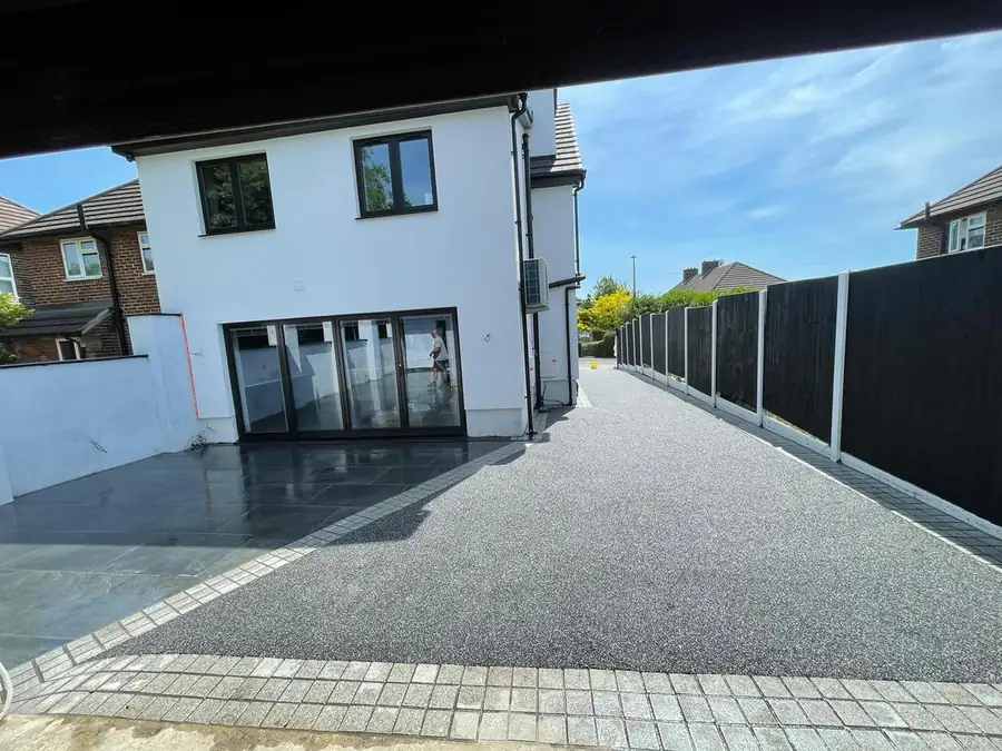 Resin by S P Groundworks & Driveways - Grey resin drive on a rendered detached